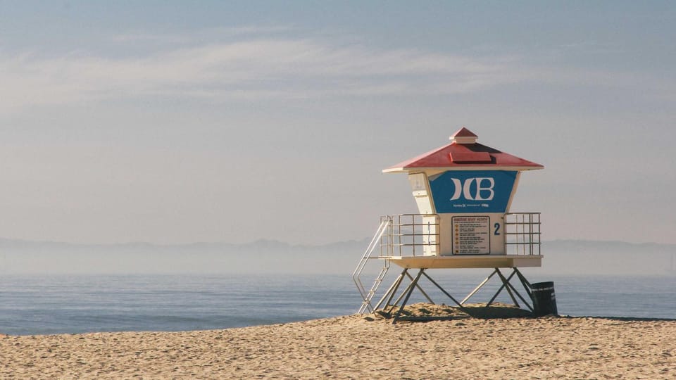 When Casual Flings Become a Mirror for Unfinished Heartbreak